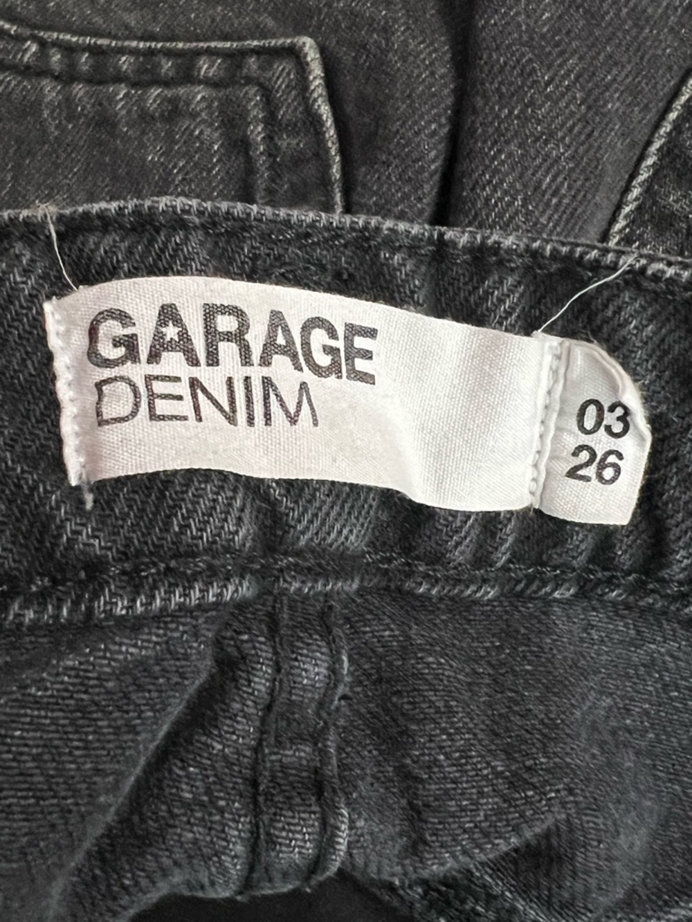 Garage Washed Black Distressed Jean Shorts Pristine Condition Size 3 - Picture 8 of 8